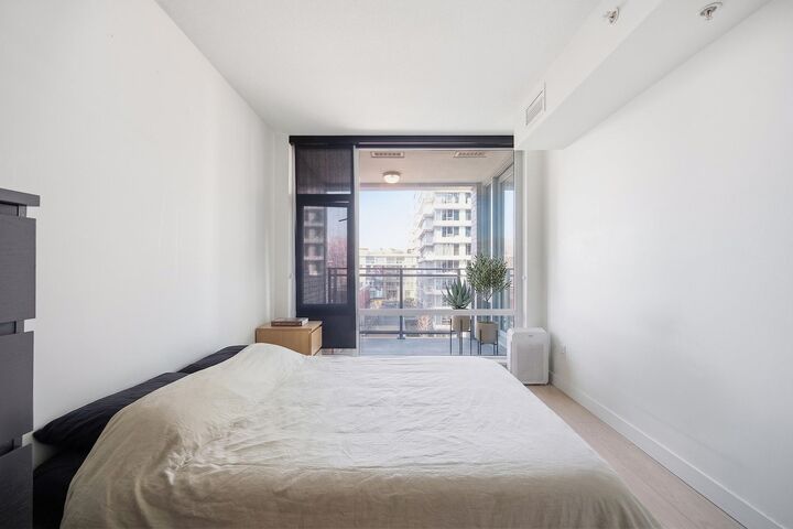 Property Photo:  8800 Hazelbridge Way 912  BC V6X 0S3 