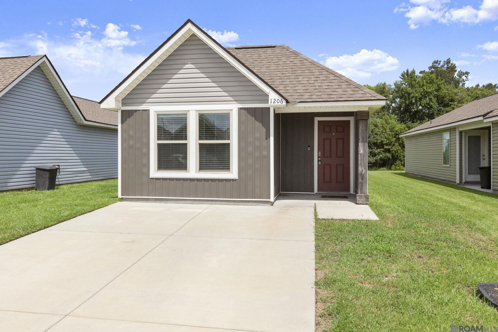 Property Photo:  1206 E Saint Charles St  LA 70737 