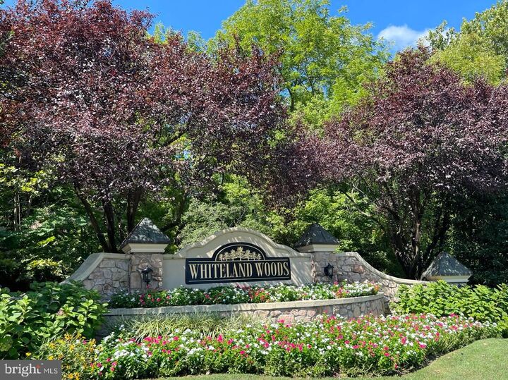 Property Photo:  135 Fringetree Drive  PA 19380 