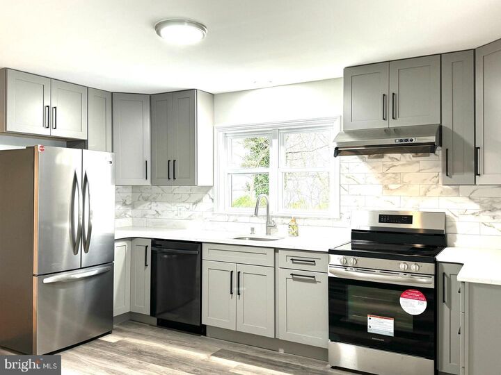 Property Photo:  192 Woodland Avenue A  NJ 08638 