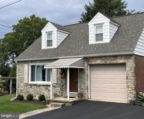 Property Photo:  1615 Buttercup Road  PA 17602 