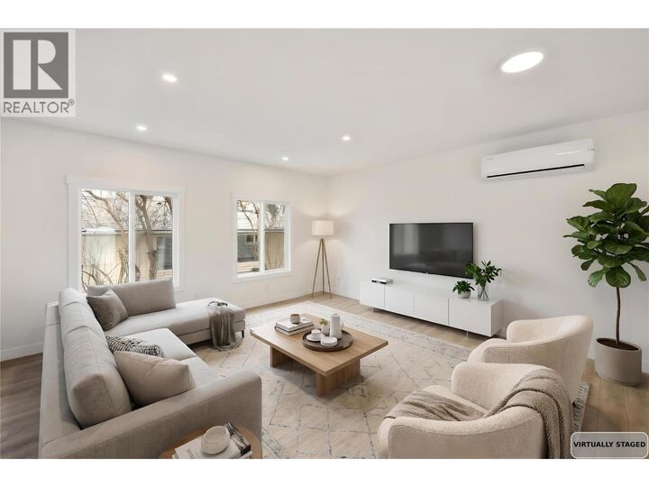 Property Photo:  11815 Grant Avenue 103  BC V0H 1Z8 