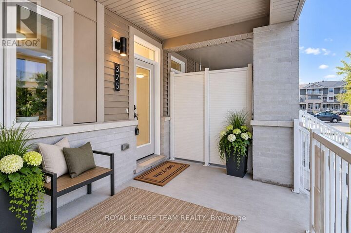 Property Photo:  325 Olivenite Private  ON K2J 7J4 