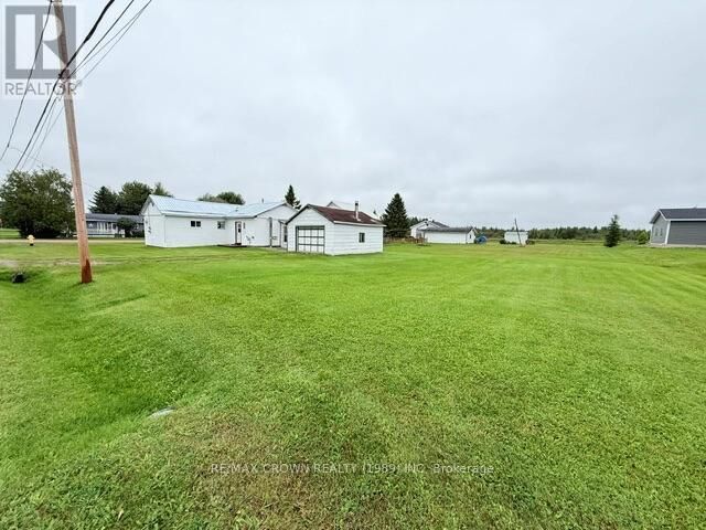 Property Photo:  6 St Joseph Street  ON P0L 1Z0 