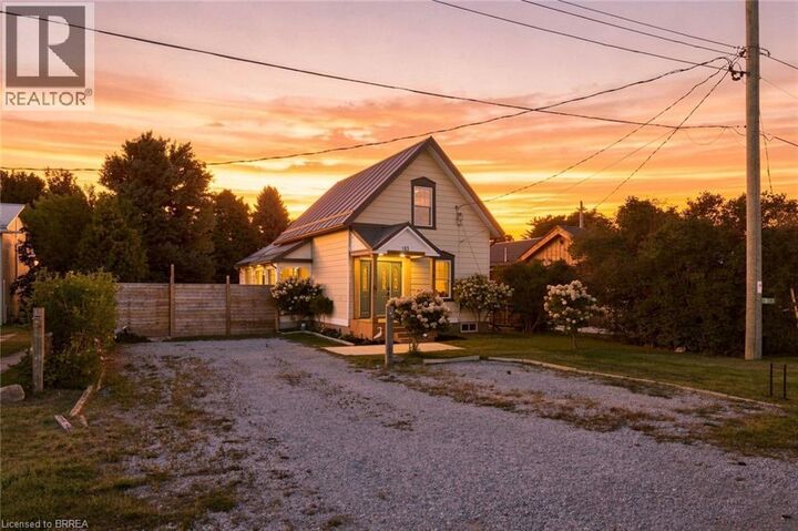 Property Photo:  183 Dalton Road  ON N4B 1B4 