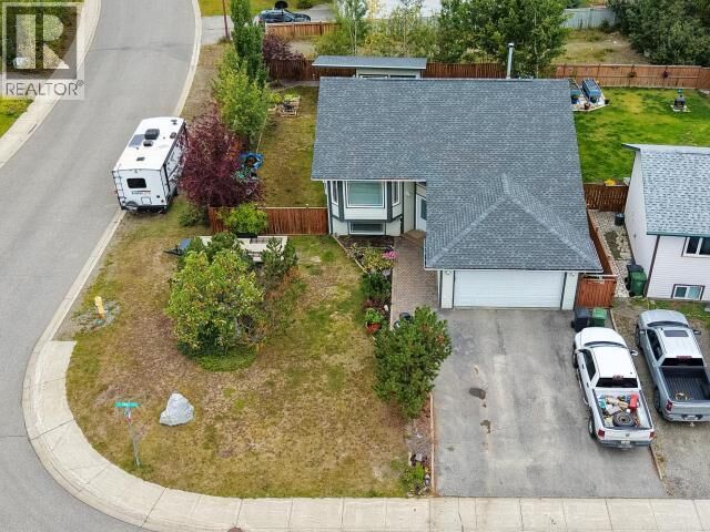 Property Photo:  71 Topaz Crescent  YT Y1A 6B3 