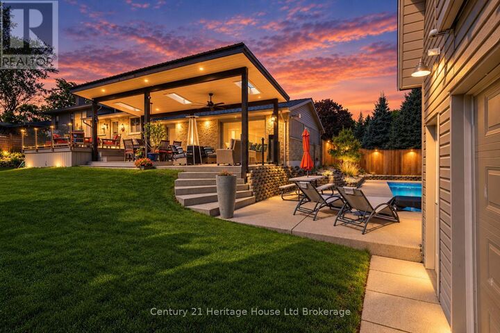 Property Photo:  11 Millard Street  ON N4S 7V6 