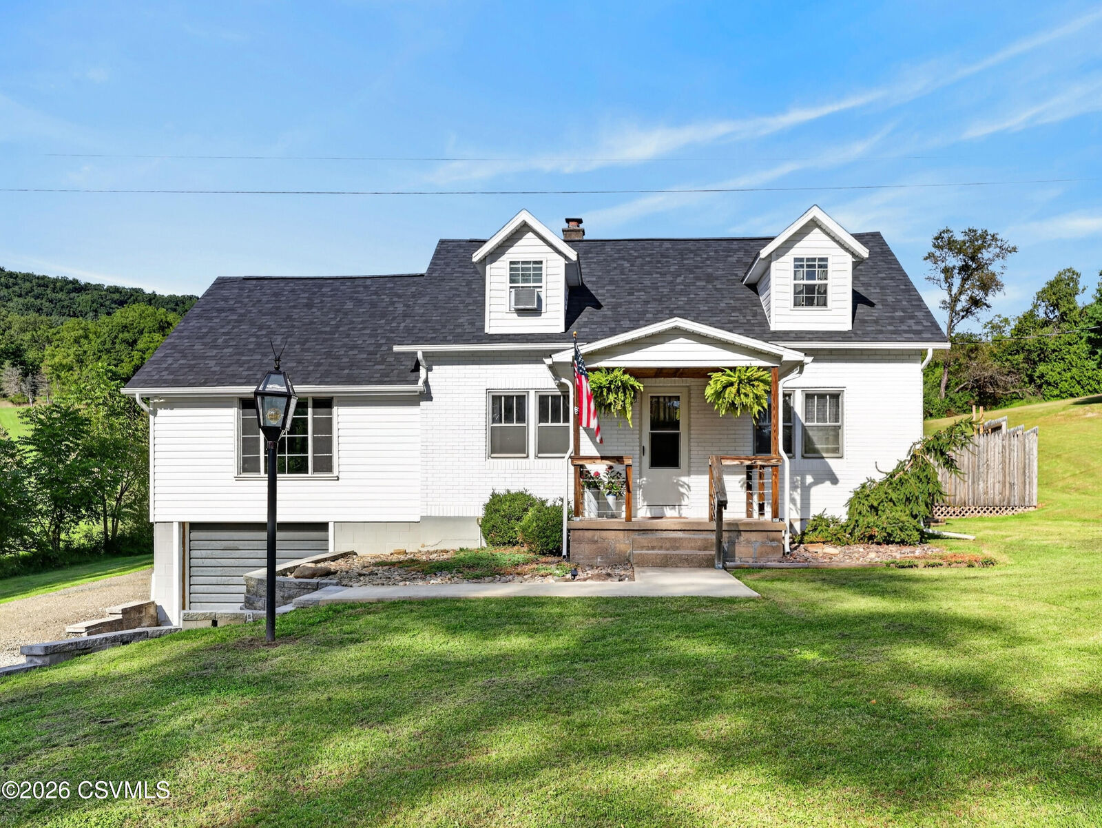 Property Photo: 204 Evansville Road PA 18603