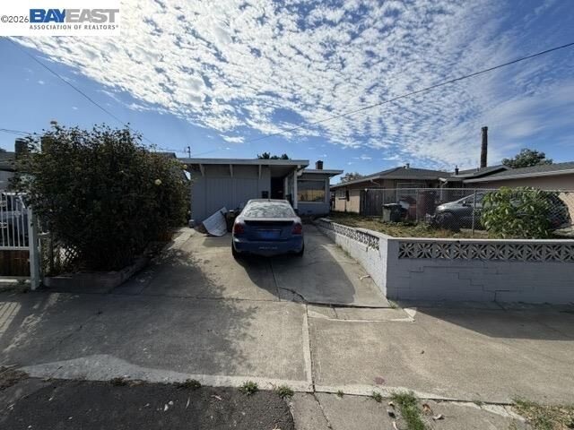 Property Photo: 1824 99th Ave CA 94603