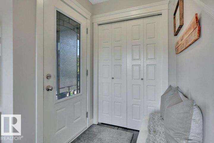 Property Photo:  160 Desrochers Gate SW  AB T6W 3H8 