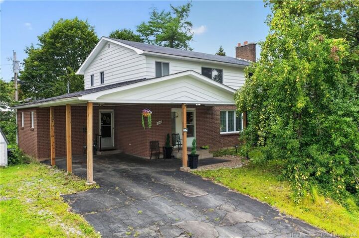 Property Photo:  230 Macbeath Avenue  NB E1C 7A3 