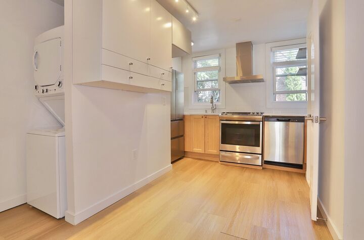 Property Photo:  432 2nd St 1  NJ 07302 