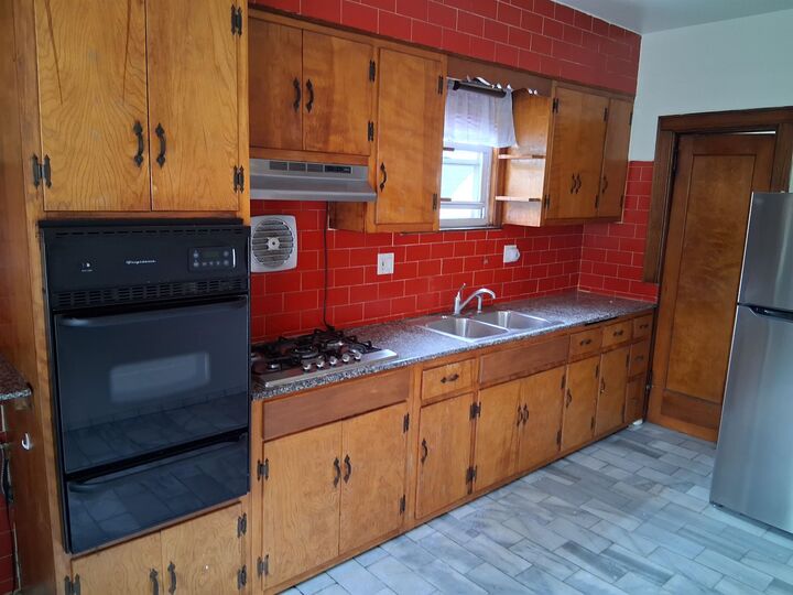 Property Photo:  182 Terrace Ave 2  NJ 07307 