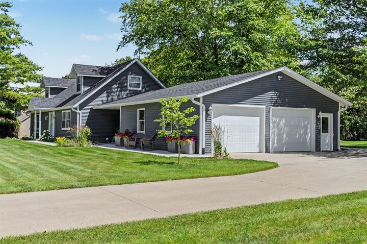 Property Photo:  30649 Deer Drive  IA 50124 