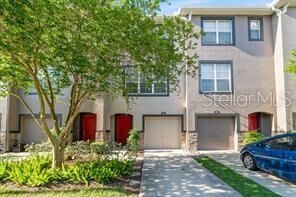 Property Photo:  2512 Lexington Oak Drive  FL 33511 