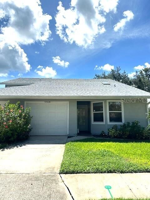 Property Photo: 936 Meadow View Drive B FL 32127