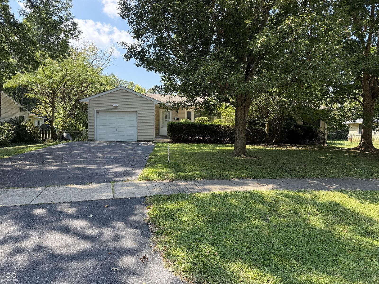 Property Photo:  323 N Hillsdale Drive  IN 47408 