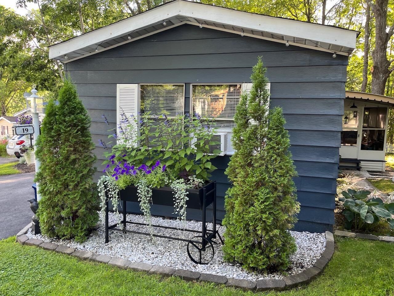 Property Photo:  19 Andrews Drive  NH 03452 