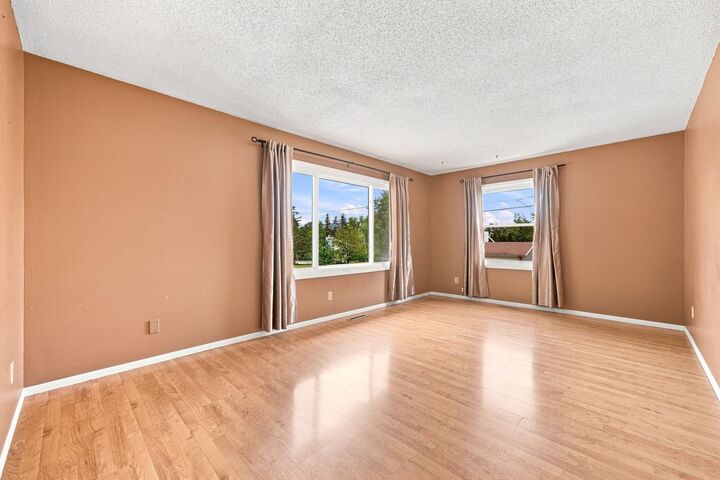 Property Photo:  308 3rd Street NE  MN 55920 