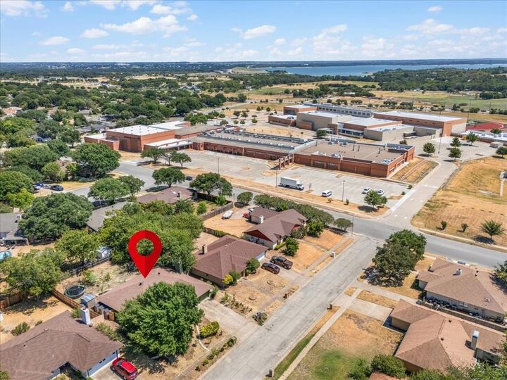 Property Photo: 208 Pebblestone Drive TX 76126