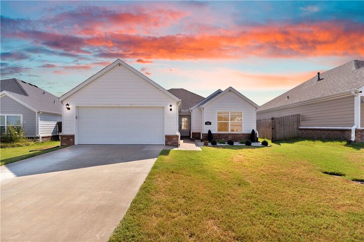 Property Photo: 3761 Rockdale Street AR 72764