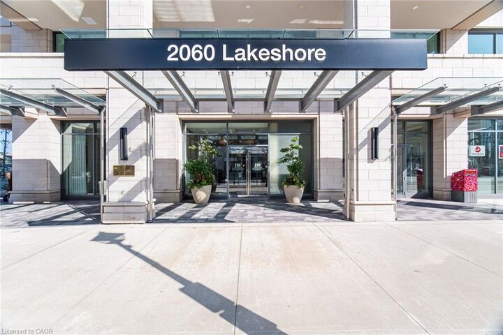 Property Photo:  2060 Lakeshore Road 303  ON L7R 0G2 