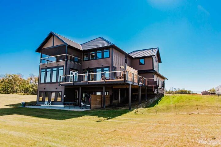 Property Photo:  724071 Range Road 52  AB T8X 4M8 