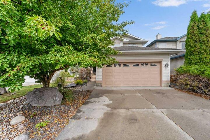 Property Photo:  127 Tuscany Hills Park NW  AB T3L 2A3 