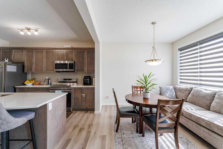 Property Photo:  163 Carringham Road NW  AB T3P 1V4 