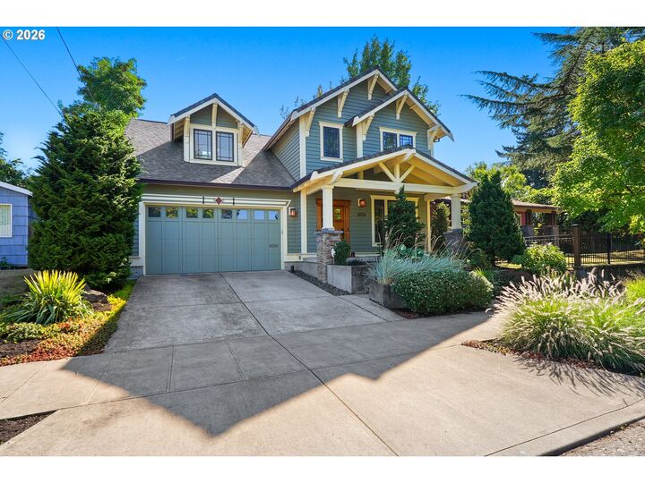 Property Photo: 6126 SE 44th Ave OR 97206