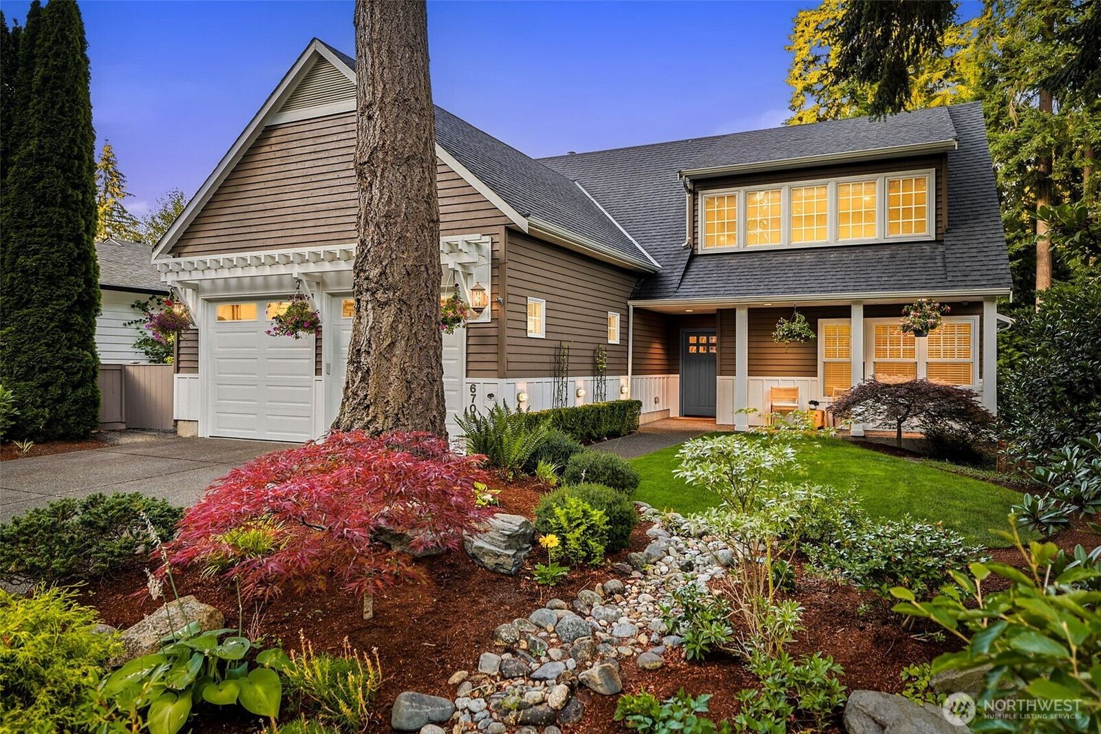 Property Photo: 6708 125th Avenue NE WA 98033