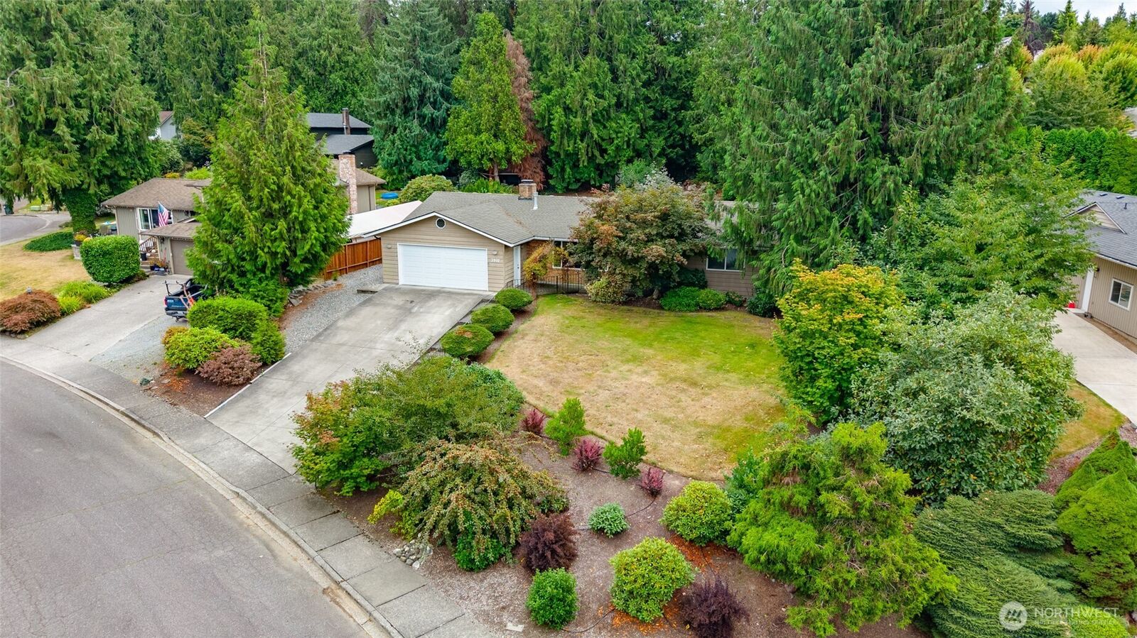 Property Photo:  3910  Pueblo Heights  WA 98273 