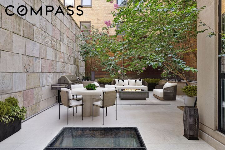 Property Photo:  238 W 74th Street  NY 10023 