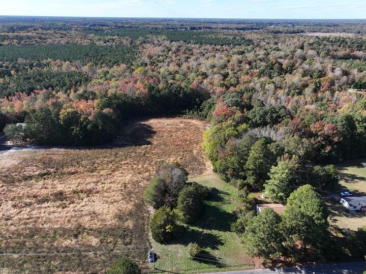 Property Photo:  42-14 Chippokes Farm Rd  VA 23883 