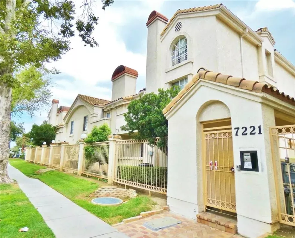 Property Photo:  7221 Petrol Street 22  CA 90723 