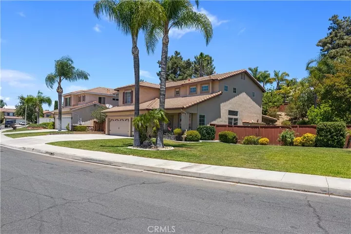 Property Photo:  42904 Via Alhama  CA 92592 