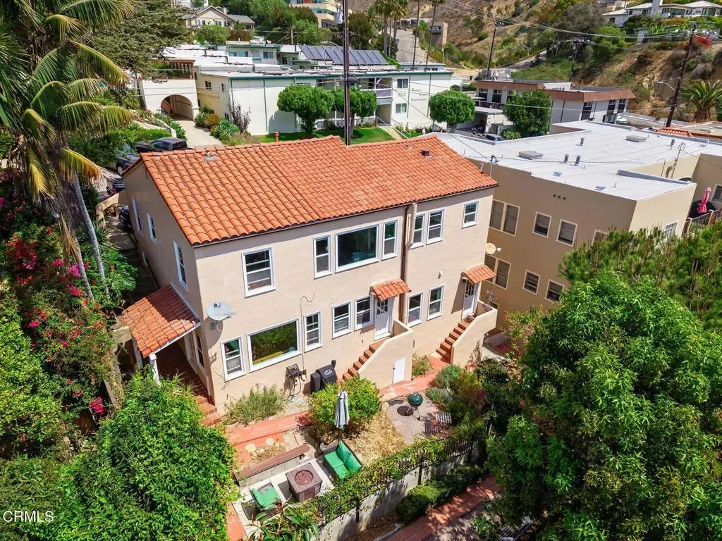 Property Photo:  832 Buena Vista Street  CA 93001 