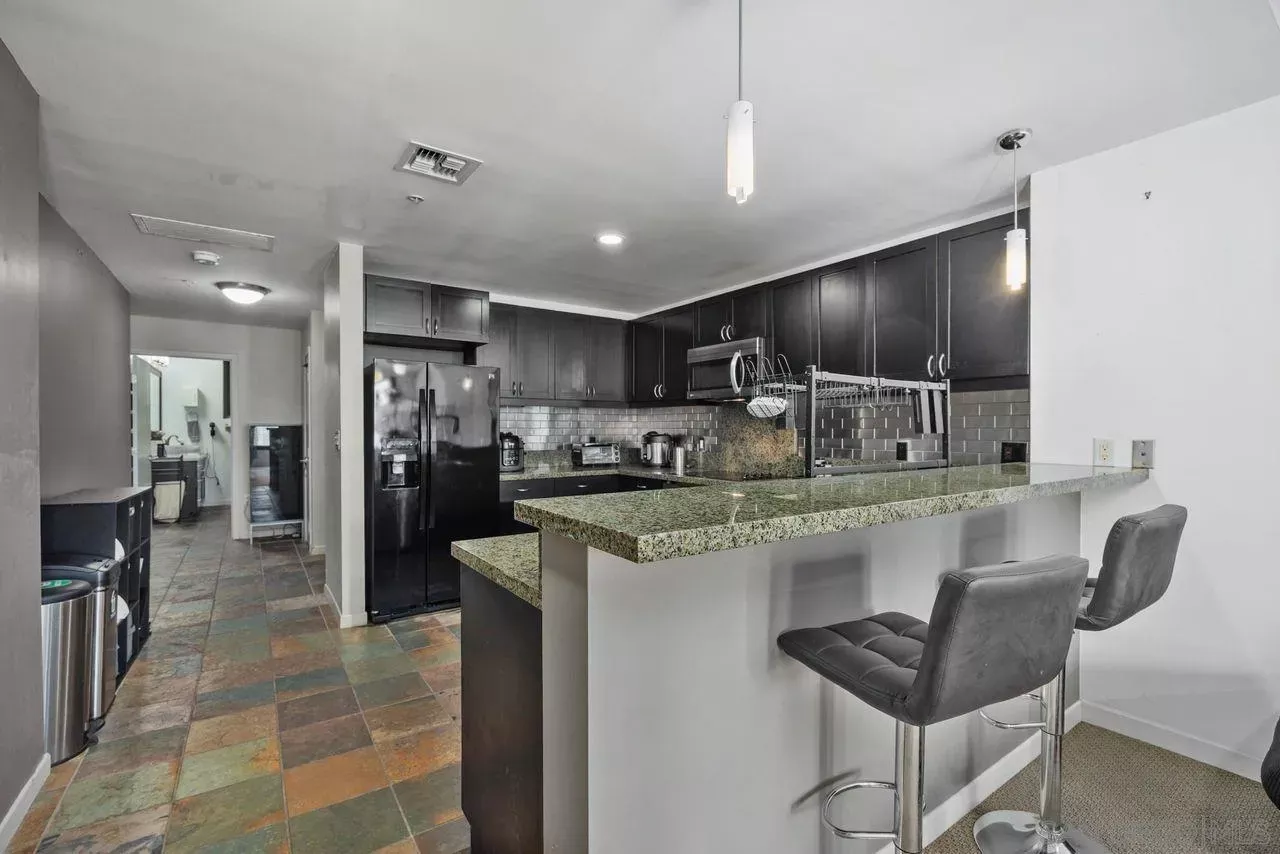 Property Photo:  1150 J St 524  CA 92101 