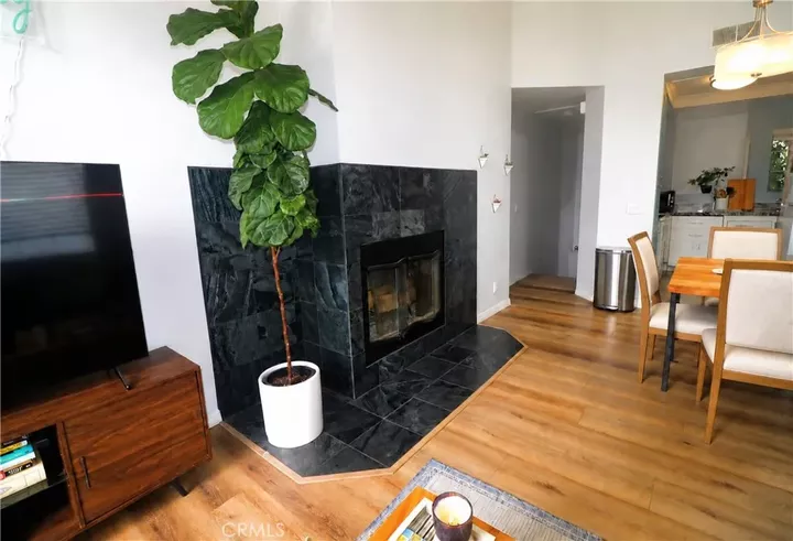 Property Photo:  512 Dahlia Avenue  CA 92625 