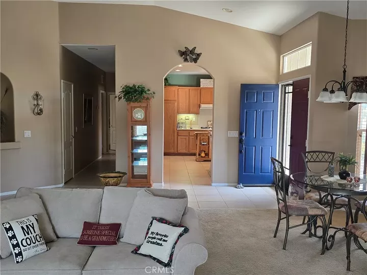 Property Photo:  40080 Via Tonada  CA 92562 