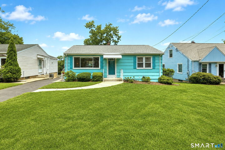 Property Photo:  14 Ballou Road  CT 06405 