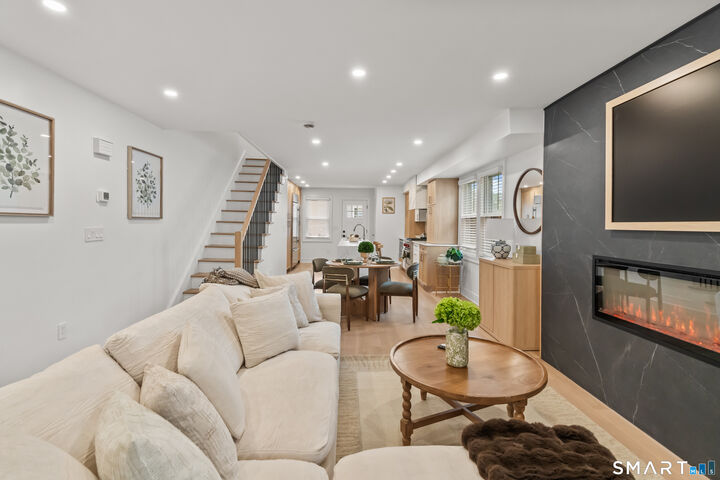 Property Photo:  8 Farley Street B  CT 06830 