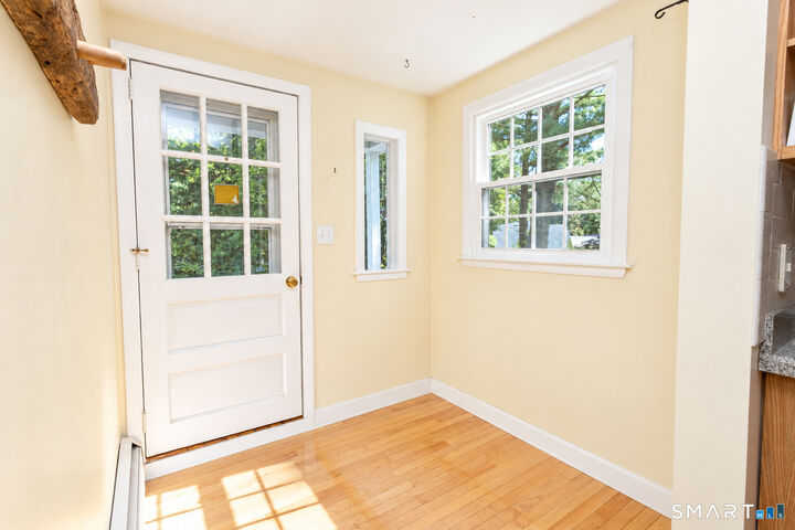 Property Photo:  19 Crestwood Circle  CT 06032 