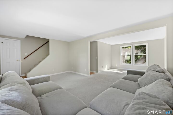 Property Photo: 61 Rolling Green Road CT 06524