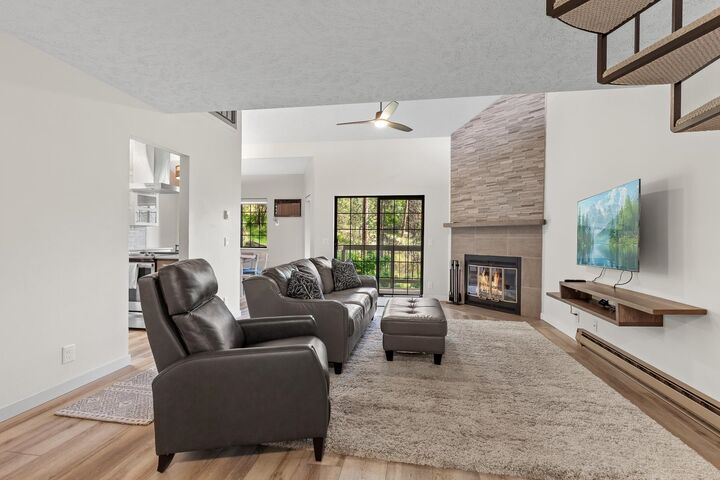Property Photo: 109 S Neyland Ave 3 WA 99019
