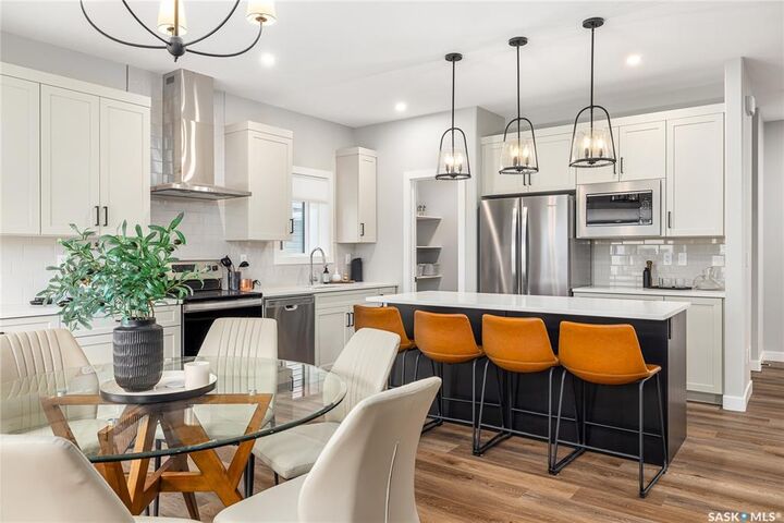 Property Photo:  309 Cockcroft Street  SK S7V 1Y9 