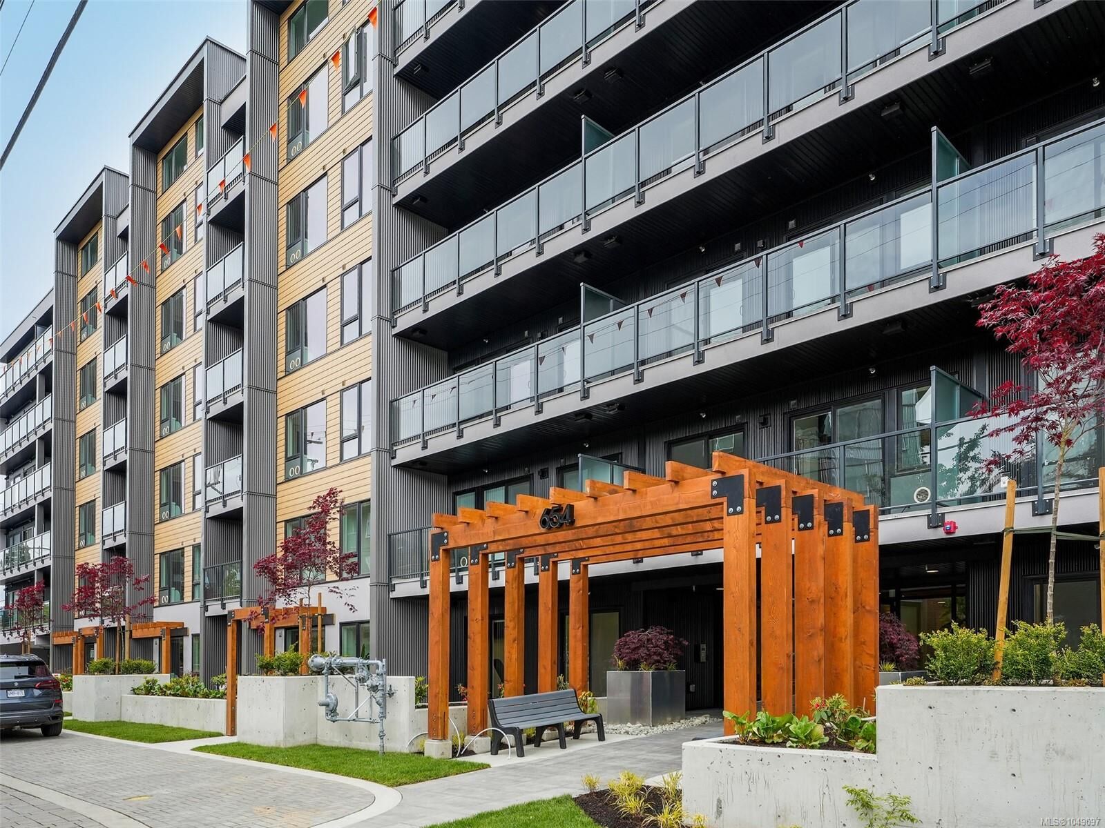 Property Photo:  654 Granderson Rd #309  BC V9B 7B9 