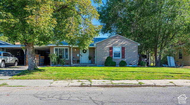 Property Photo:  975 E 560 N  UT 84606 