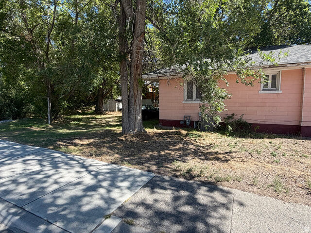 Property Photo:  190 W 600 N  UT 84043 