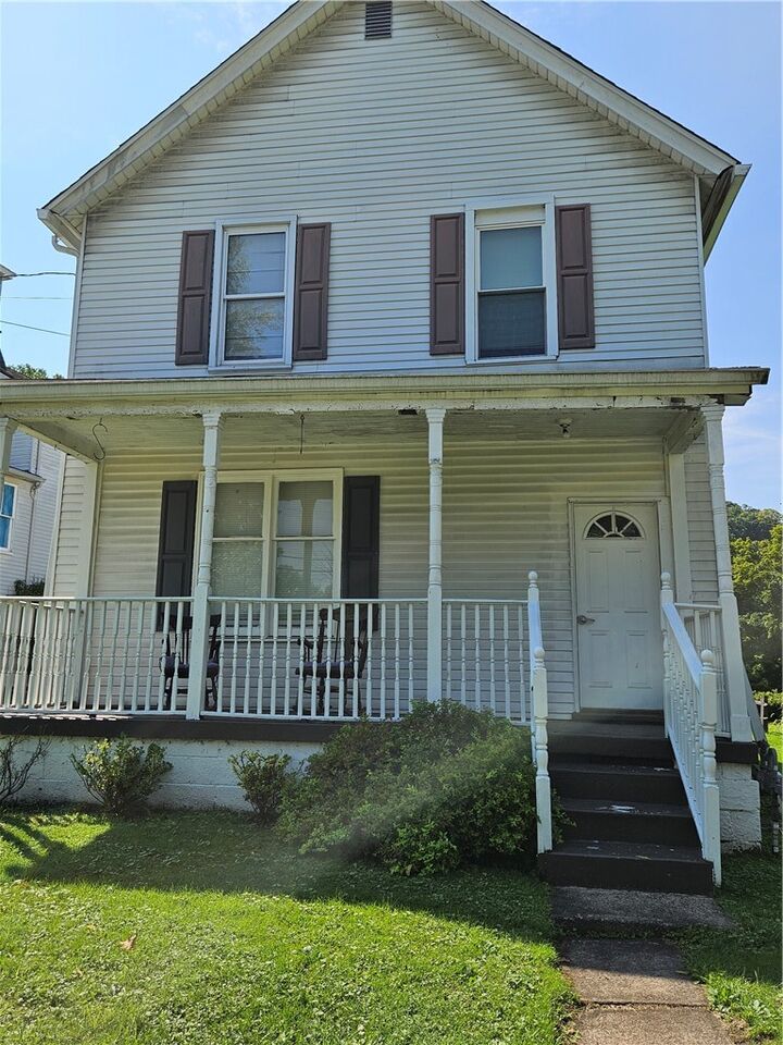 Property Photo: 157 Bridge St PA 15147
